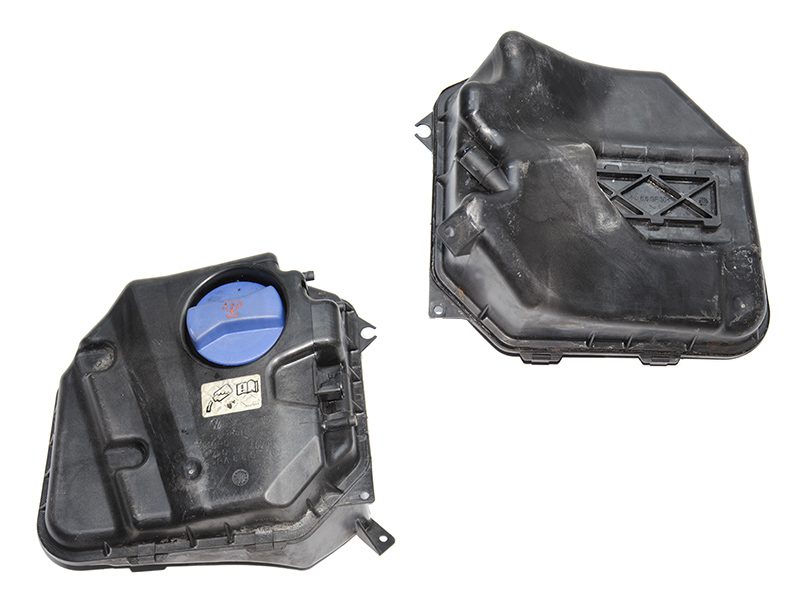 Бачок расширительный VOLKSWAGEN TOUAREG 02-10 (ФОЛЬКСВАГЕН ТУАРЕГ) (7L0121407E)