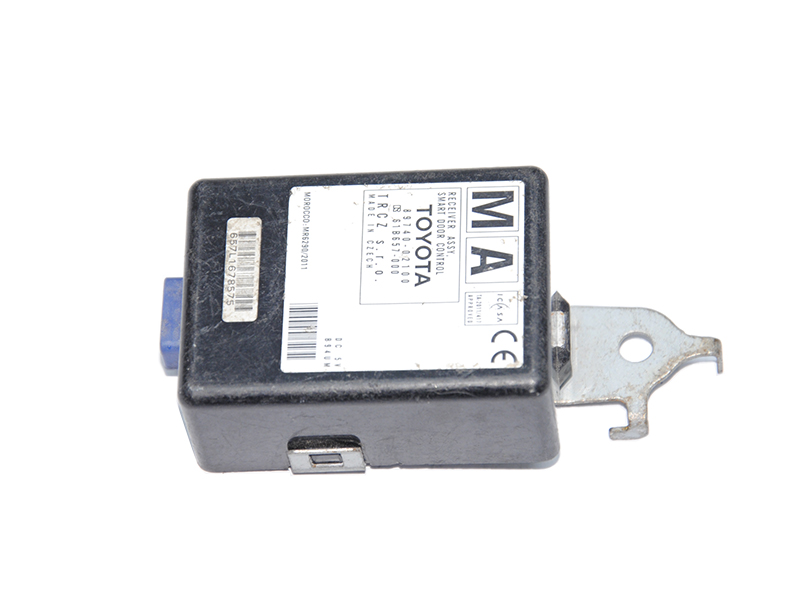 Блок керування дверей TOYOTA AURIS 2012-2018 (ТОЙОТА АУРІС) (89740-02100, 61B657-000, 8974002100, 61B657000)