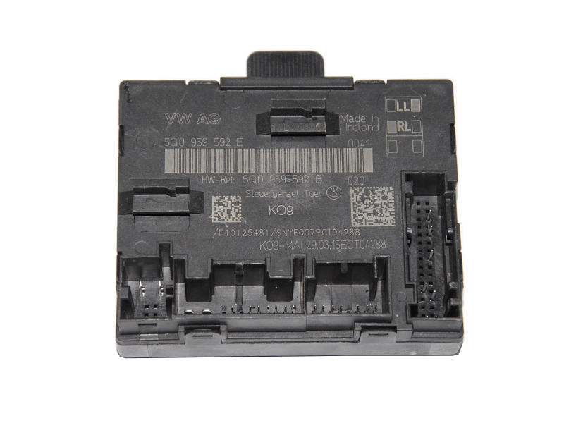 Блок управления двери передней VOLKSWAGEN PASSAT B8 14-23 (ФОЛЬКСВАГЕН ПАСCАТ B8) (5Q0959592E, 5Q0959592B)