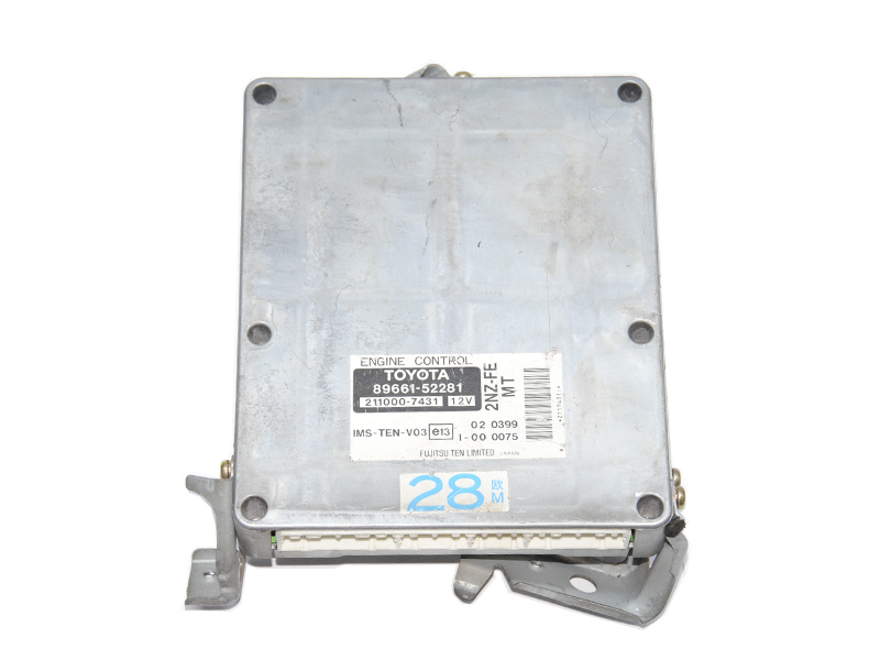 Блок керування двигуном 1.3i TOYOTA YARIS VERSO 1999-2005 Інші товари (89661-52281, 211000-7431, 8966152281, 2110007431)