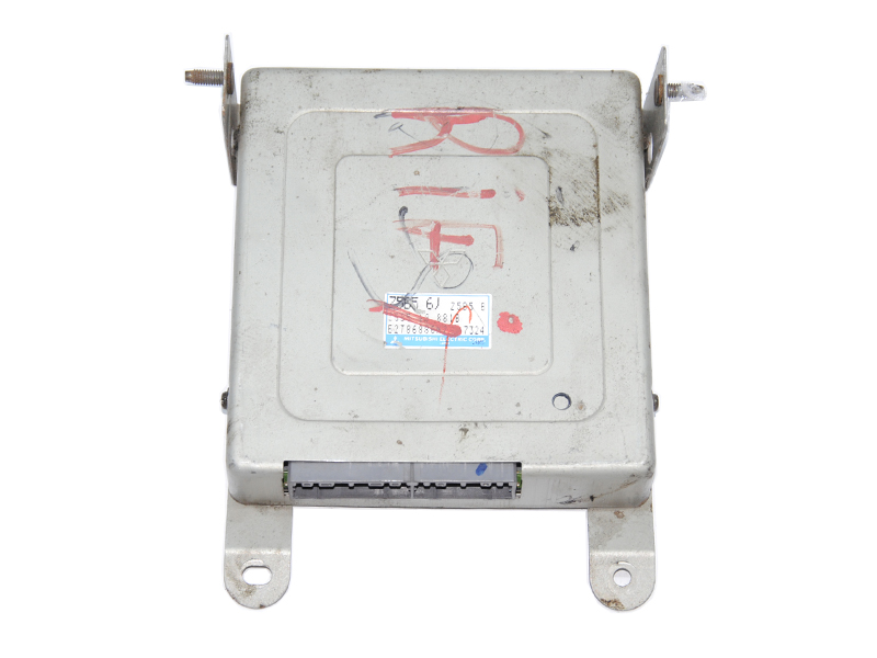 Блок управления двигателем 1.5i Mazda 323 BA (Z5B518881B, E2T86886M2, Z5B5-18-881B)