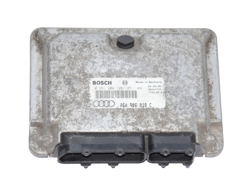 Блок управления двигателем 1.8i AUDI A3 1996-2003 (06A906018C, 0261204126/127, 0261204126, 0261204127)