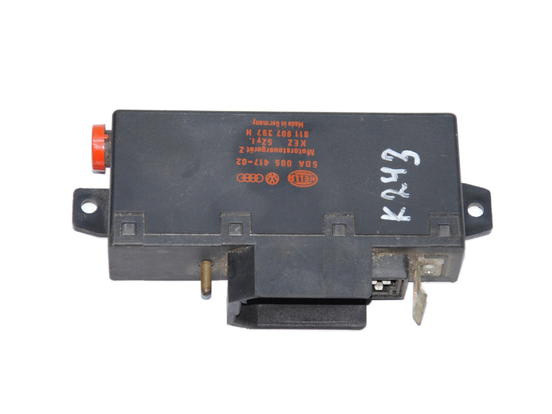 Блок керування двигуном 2.0i AUDI 100 C-3 82-90 (АУДИ 100) (811907397H, 5DA00541702, 5DA005417-02)