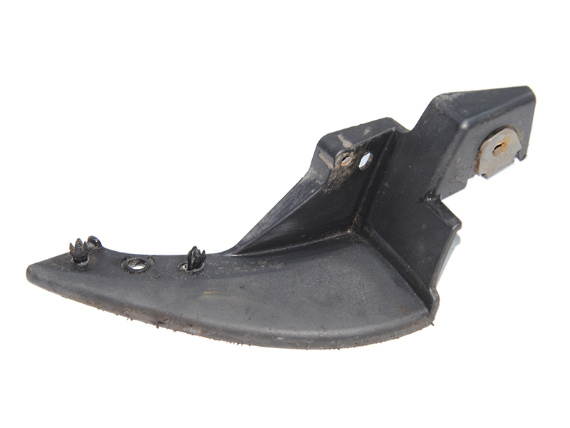 Бризковик переднього бампера правий 09- MAZDA CX-7 06-12 (МАЗДА CX-7) (EH44500V1, EH44500V1A)