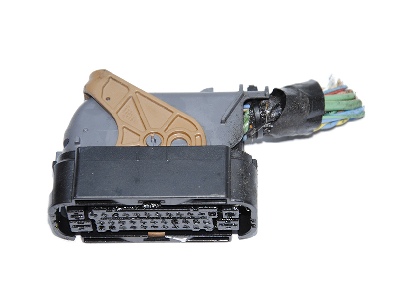 Фишка, разъем блока ABS PEUGEOT 3008 09-16 (ПЕЖО 3008) (6911-4119, 69114119, 6189-7027, 61897027)