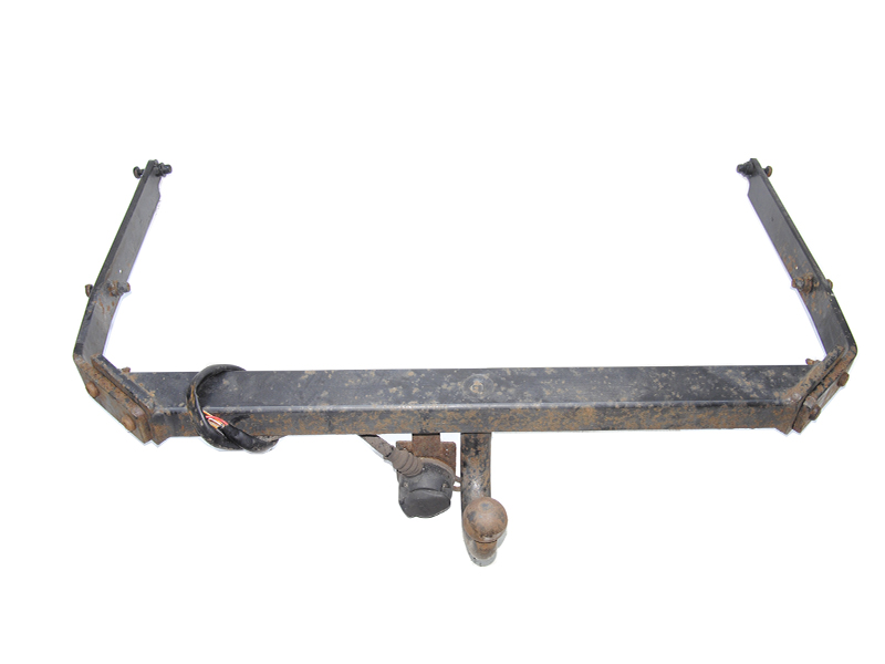 Фаркоп FORD C-MAX 02-10 (ФОРД Ц-МАКС) (11714758)