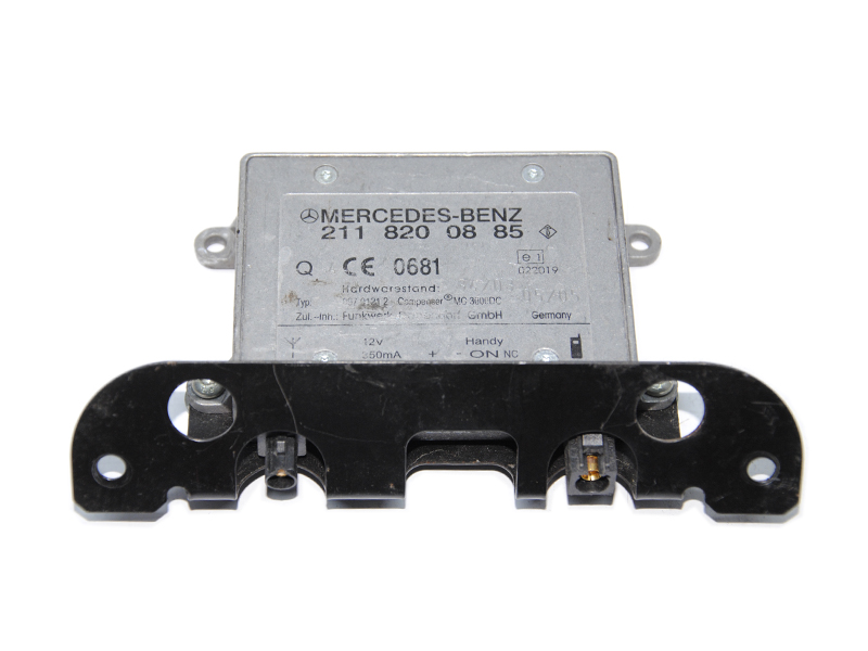 Усилитель антены MERCEDES-BENZ VITO 639 03-10 (МЕРСЕДЕС ВИТО 639) (2118200885)