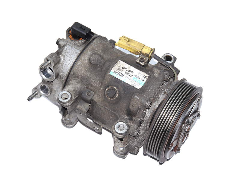 Компрессор кондиционера 1.6HDI PEUGEOT 5008 09-16 (ПЕЖО 5008) (9800839580)