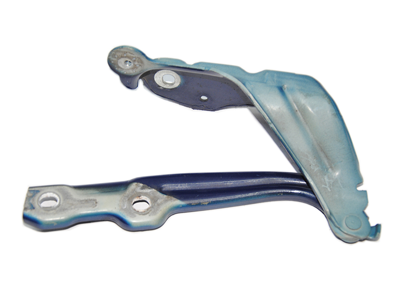 Петля капота правая SKODA OCTAVIA A7 2013-2020 (ШКОДА ОКТАВИЯ А7) (5E0823302)
