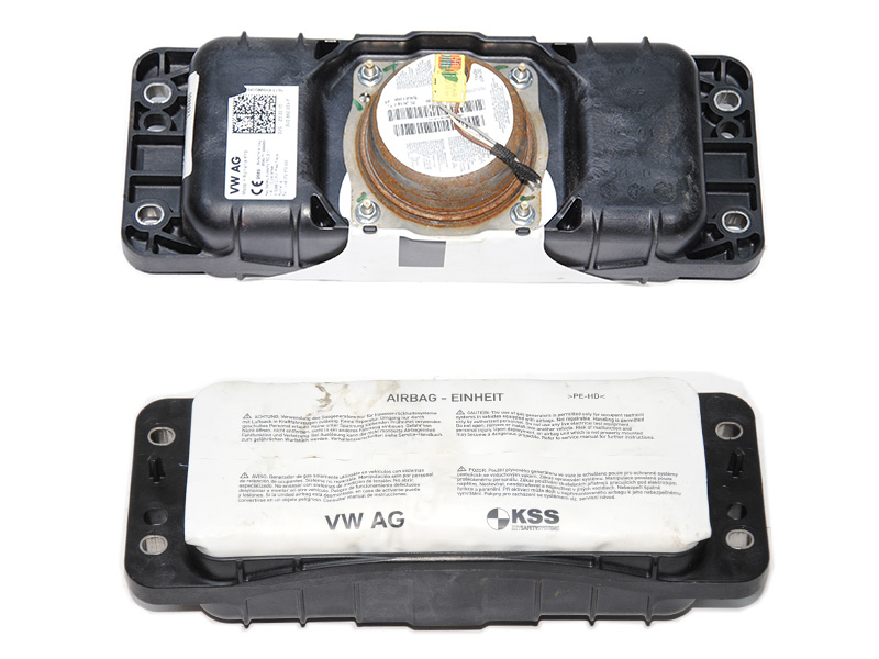 Подушка безпеки в торпеду SKODA OCTAVIA A7 2013-2020 (ШКОДА ОКТАВИЯ A7) (8V0880204E)