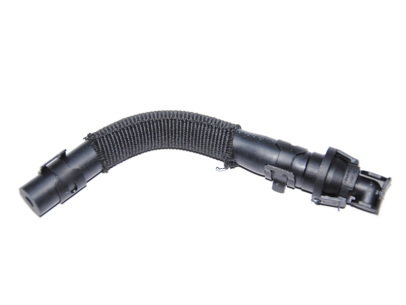 Патрубок системы охлаждения (Новый) Mercedes-Benz A-Class (W176) (A2702031882, 2702031882)
