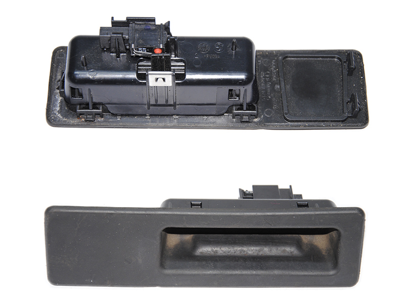 Кнопка відкривання кришки багажника (ручка) BMW F10 F11 2010-2017 (51247368752, 7368752)