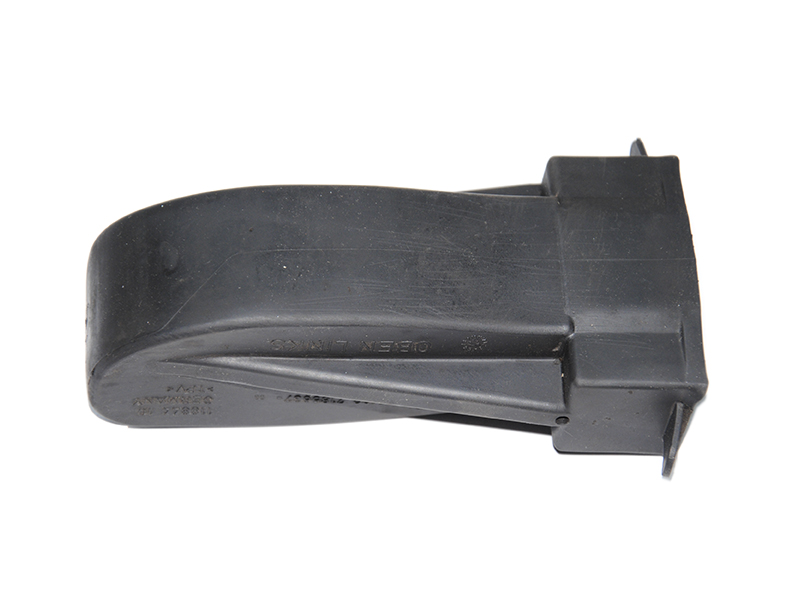 Кожух защитный ограничителя задней двери BMW F10 F11 2010-2017 (51227185637, 7185637)