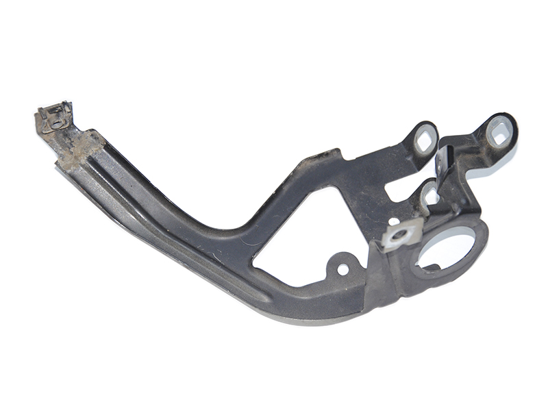Кронштейн крепления крыла левого (1) BMW F10 F11 2010-2017 (41357207209, 7207209)