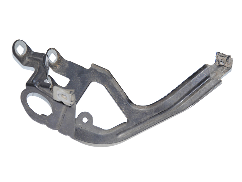 Кронштейн кріплення крила правого (1) BMW F10 F11 2010-2017 (41357207209, 7207209)