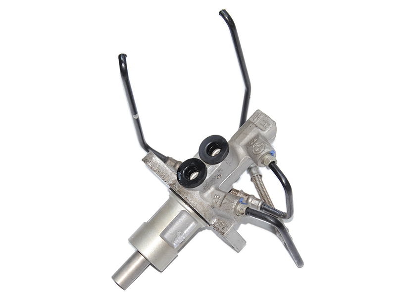 Главный тормозной цилиндр Bmw E81 E82 E87 E88 E90 (34336785662, 6785662, 34336779717, 6779717)