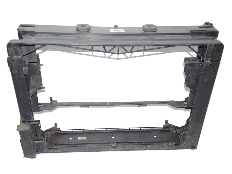 Кожух радіаторів (в зборі) BMW F10 F11 2010-2017 (17117639071, 7639071, 8509171, 850917103, X0240003, 17517804619,