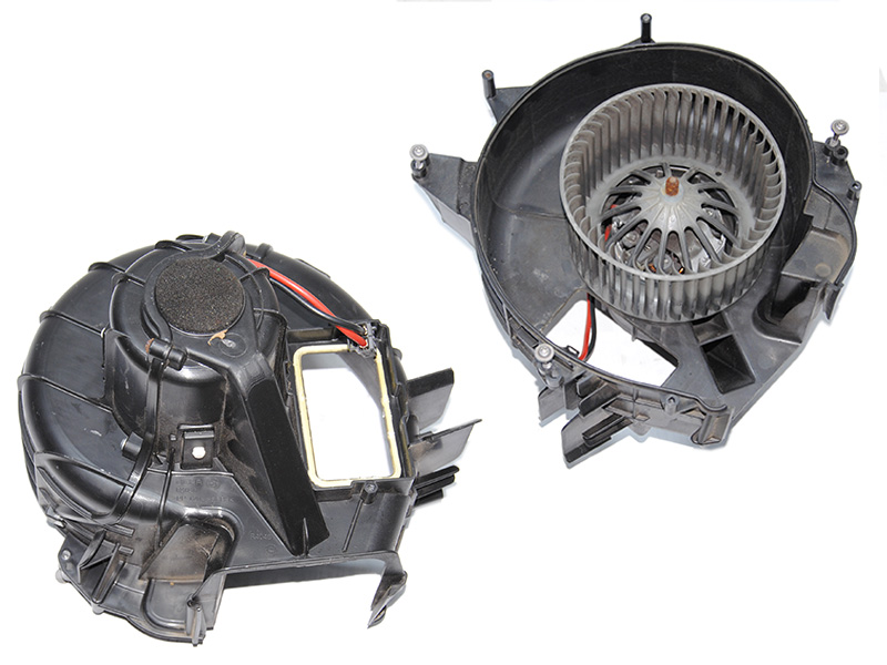 Моторчик печки Англ. BMW F10 F11 2010-2017 (64119200935, 9200935, 64119242608, 9242608, 64119248170, 9248170)
