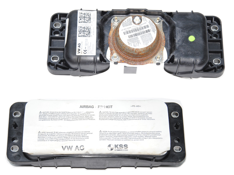 Подушка безопасности в торпеду VOLKSWAGEN GOLF 7 12-20 (ФОЛЬКСВАГЕН ГОЛЬФ 7) (8V0880204D)