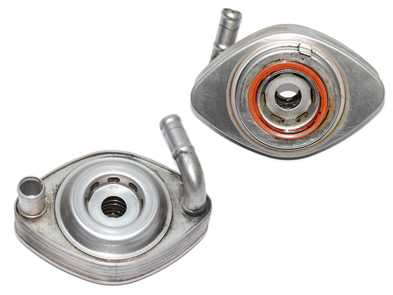 Теплообменник 2.0TD MAZDA PREMACY 99–05 (МАЗДА ПРЕМАСИ) (RF2A-14-700, RF2A14700)