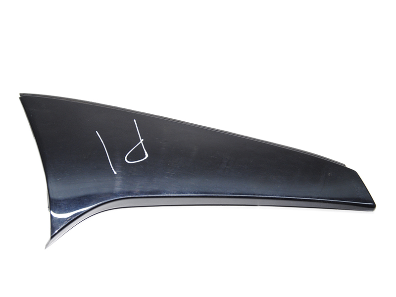 Накладка кришки багажника права хетчбек PEUGEOT 308 (T9) 13-21 (ПЕЖО 308 (T9)) (9677956577)