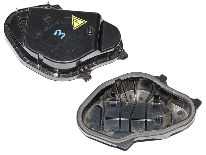 Крышка фары левой (led модуля) Seat Ibiza 08-17 (6J0941159A)
