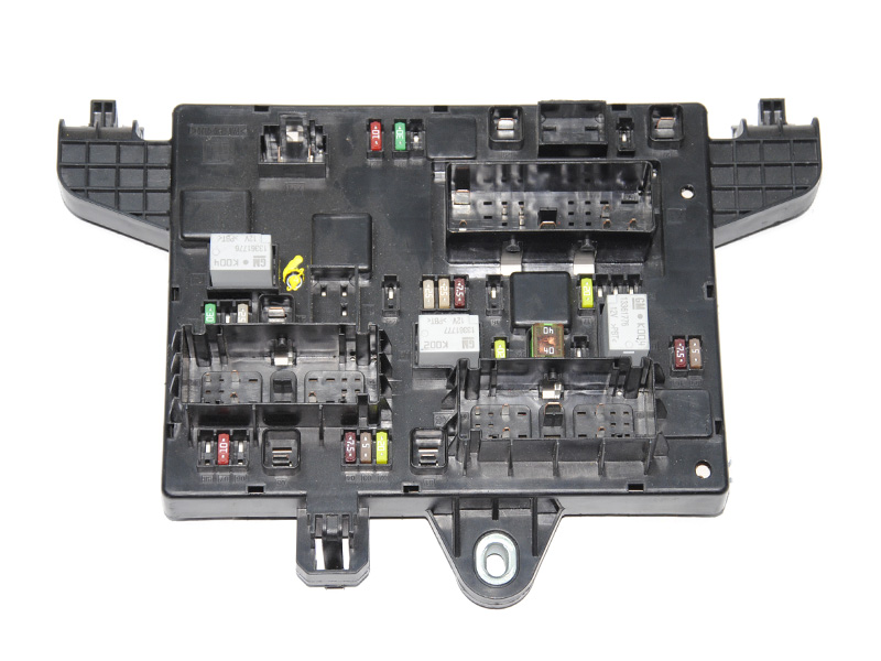 Блок запобіжників моторного відсіку OPEL ZAFIRA (C) 2011-2019 (ОПЕЛЬ ЗАФІРА) (13368653, 365927271, 1110140AC)