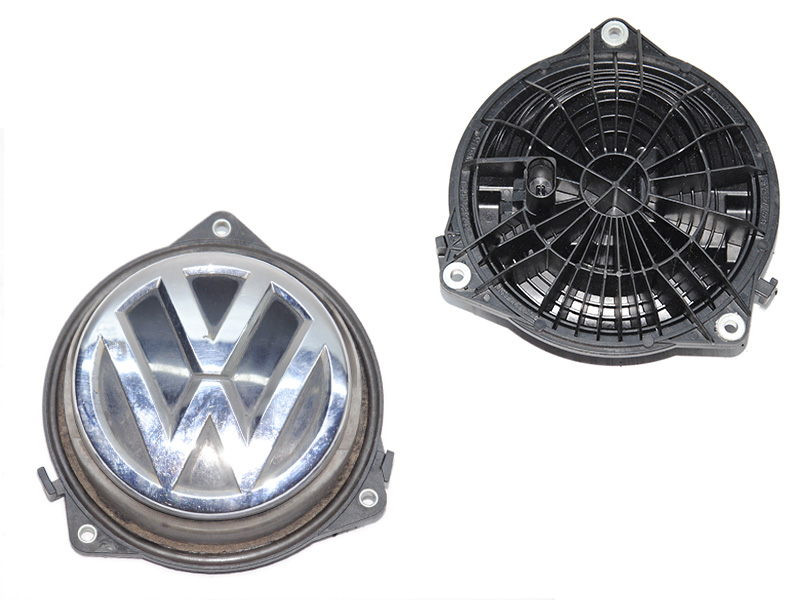 Ручка крышки багажника наружная электрическая хэтчбек VOLKSWAGEN GOLF 7 12-20 (ФОЛЬКСВАГЕН ГОЛЬФ 7) (5G6827469C)