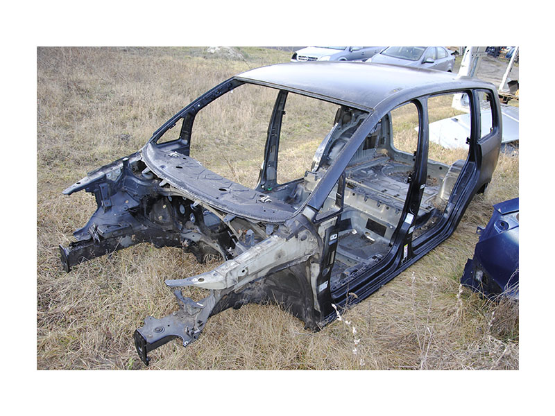 Чверть автомобіля передня ліва VOLKSWAGEN TOURAN 03-10 (ФОЛЬКСВАГЕН ТАУРАН) (1K0803091D, 1T0809145C, 1K0805147A,