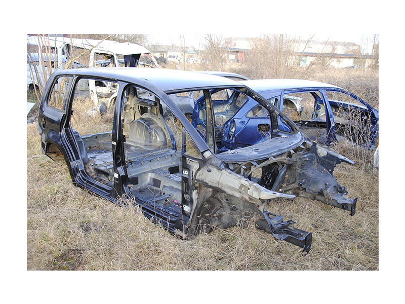 Четверть автомобиля передняя правая VOLKSWAGEN TOURAN 03-10 (ФОЛЬКСВАГЕН ТАУРАН) (1K0803092M, 1T0809146C, 1K0805148,