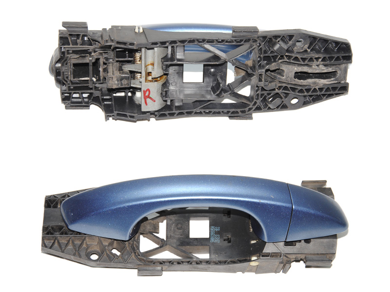 Ручка дверей зовнішня права VOLKSWAGEN GOLF 7 12-20 (ФОЛЬКСВАГЕН ГОЛЬФ 7) (5G0837206, 5N0839885H, 5G0839168)