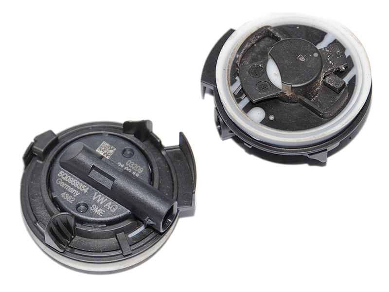 Датчик удара передней двери VOLKSWAGEN GOLF 7 12-20 (ФОЛЬКСВАГЕН ГОЛЬФ 7) (5Q0959354)