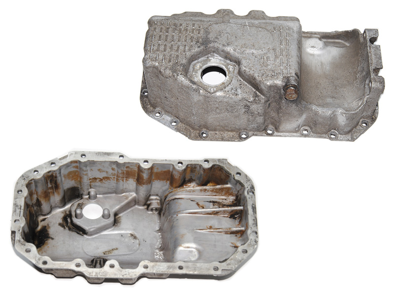 Піддон мотора 1.4 | 1.6 FSI (під датчик) VOLKSWAGEN GOLF 5 03-08 (ФОЛЬКСВАГЕН ГОЛЬФ 5) (03C103603J)