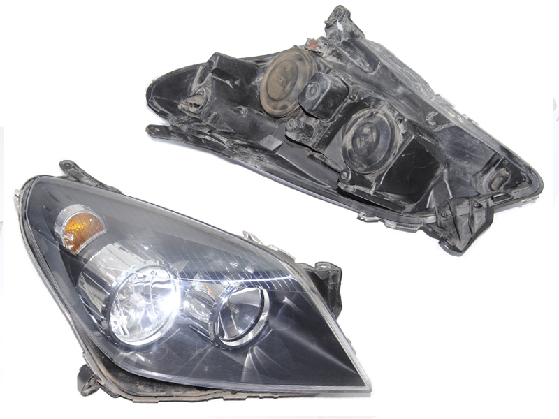 Фара правая OPEL ASTRA (H) 04-14 (ОПЕЛЬ АСТРА H) (24451033, 24451033RH, 1EG27037002)