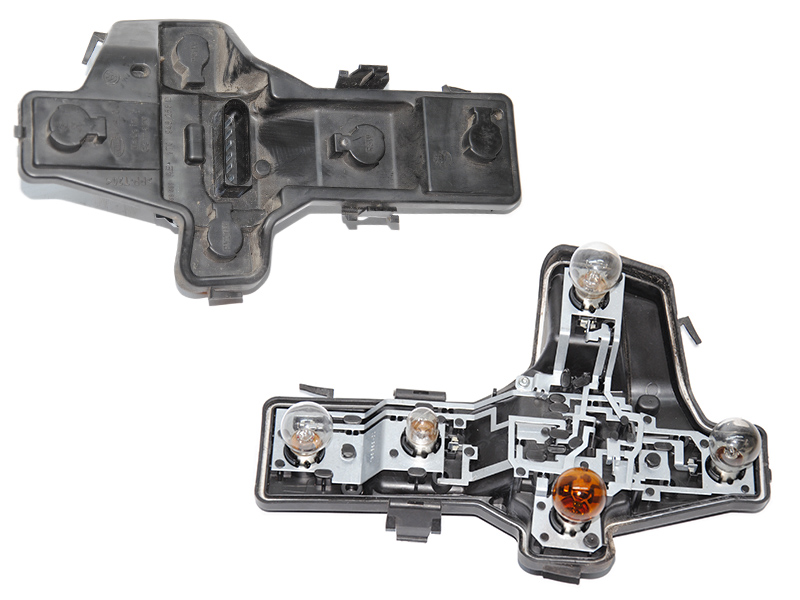 Плата заднего фонаря правого VOLKSWAGEN TOURAN 03-10 (ФОЛЬКСВАГЕН ТАУРАН) (1T0945258D)