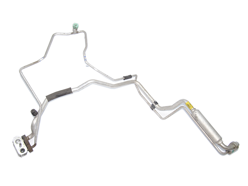Трубка кондиционера 1.2 16V CHEVROLET AVEO (T300) 2011-2016 (ШЕВРОЛЕТ АВЕО) (95460109)