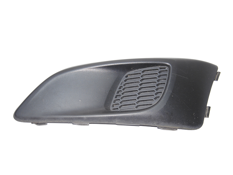 Накладка переднього бампера ліва CHEVROLET AVEO (T300) 2011-2016 (ШЕВРОЛЕТ АВЕО) (96694768)