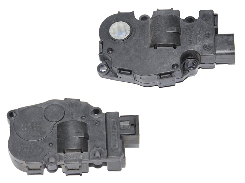 Кроковий моторчик пічки MERCEDES-BENZ VITO W447 2014-2023 (EFB460, CN821002, A0009068304, 0009068304)