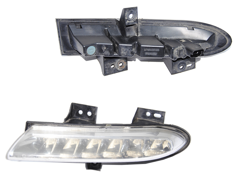 Фара денного освітлення ліва (ДХО) 12- RENAULT SCENIC 12-15 (РЕНО СЦЕНІК) (266055004R)