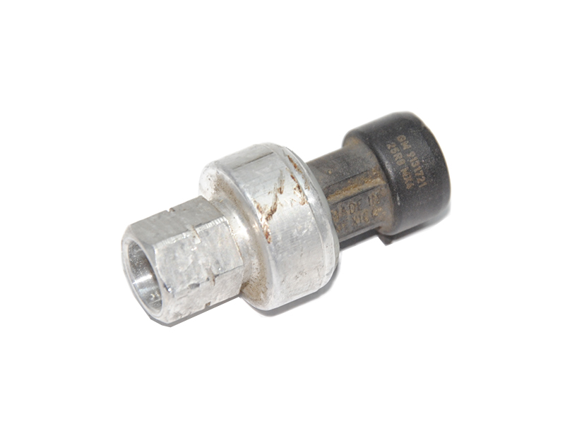 Датчик давления кондиционера OPEL ASTRA (H) 04-14 (ОПЕЛЬ АСТРА H) (9131721)