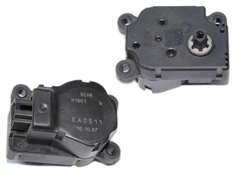 Шаговый моторчик печки Behr CITROEN C-4 04-08 (6447VA, EAD511, H1961)