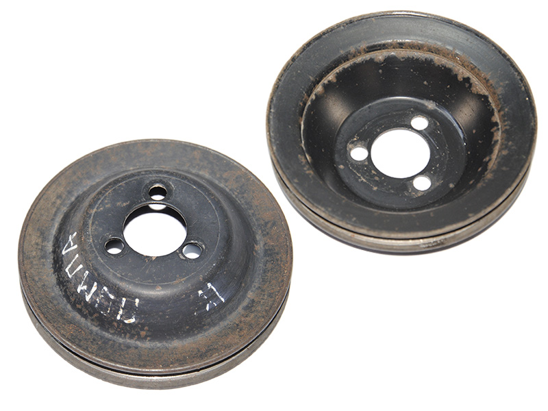 Шків помпи 1.6i 1.8i VOLKSWAGEN GOLF 2 83-92 (ФОЛЬКСВАГЕН ГОЛЬФ 2) (026121031, 026121031D)