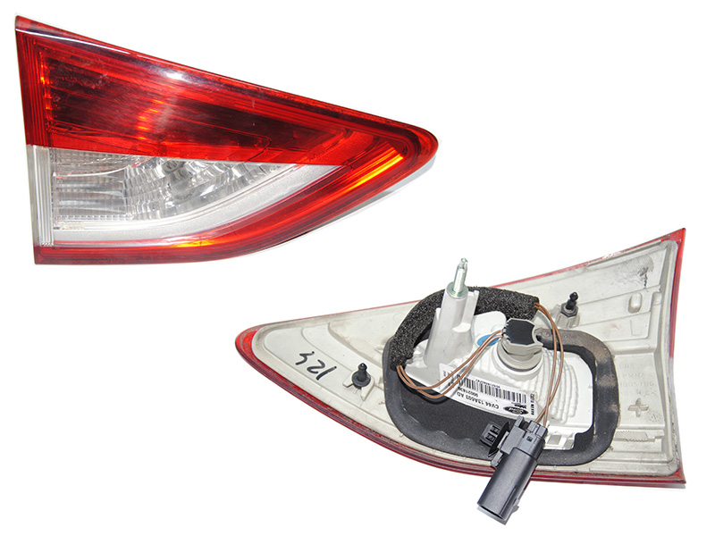Фонарь левый внутренний -16 FORD KUGA 13-16 (ФОРД КУГА) (CV44-13A603-AD, CV4413A603AD)