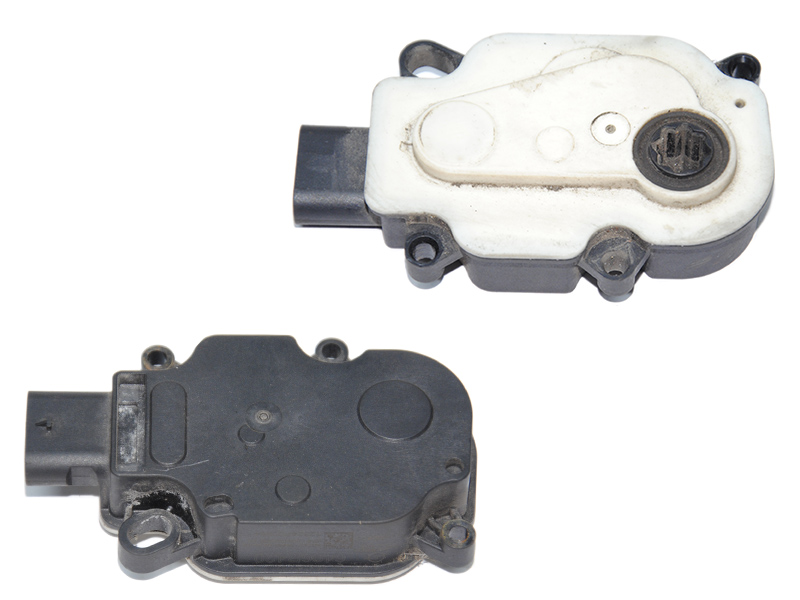 Моторчик жалюзей впуска воздуха FORD KUGA 13-21 (ФОРД КУГА) (BM51-8476-AB, BM518476AB, 646R420)