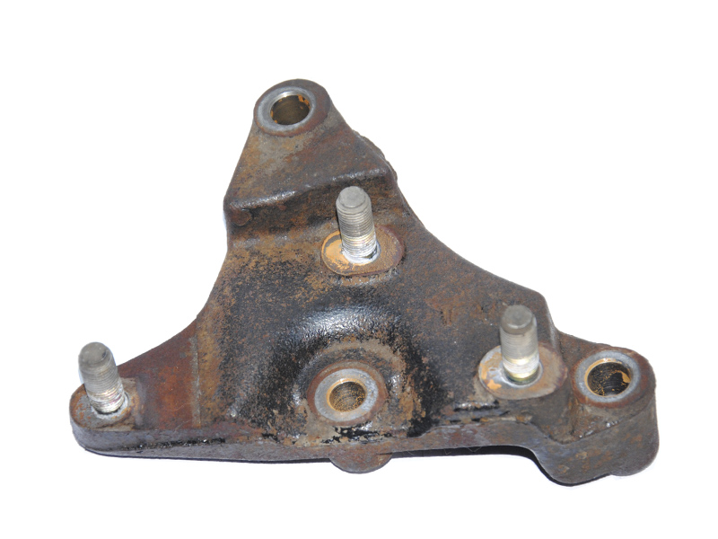 Кронштейн КПП 2.0TD верхний MAZDA PREMACY 99–05 (МАЗДА ПРЕМАСИ) (BJ3A-39-090A, BJ3A39090A)