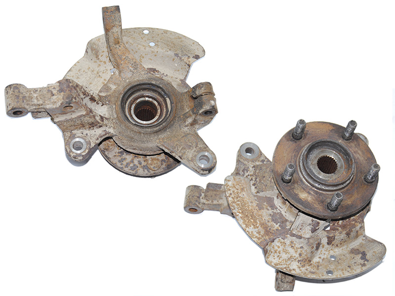 Поворотный кулак передний правый под ABS MAZDA PREMACY 99–05 (МАЗДА ПРЕМАСИ) (C100-33-021A, C100-33-060, C10033021A,