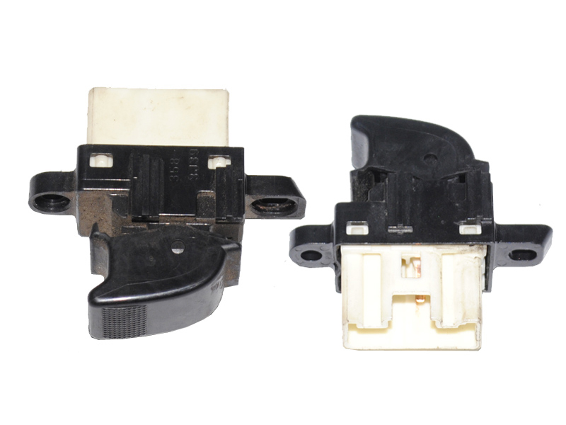 Кнопка склопідіймача MAZDA PREMACY 99–05 (МАЗДА ПРЕМАСИ) (GE4T-66-370A, GE4T66370A)