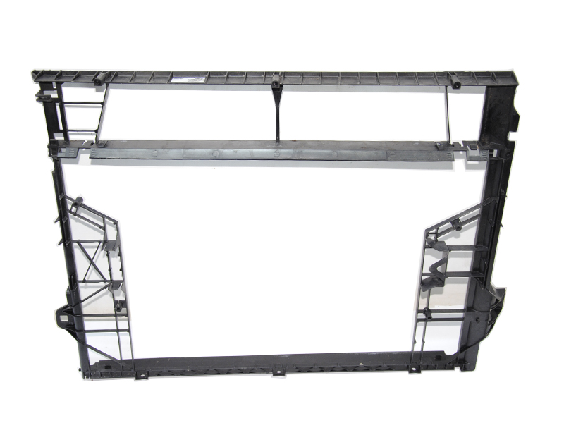 Рамка радіатора VOLKSWAGEN TOUAREG 10-18 (ФОЛЬКСВАГЕН ТАУРЕГ) (7P0121201J)
