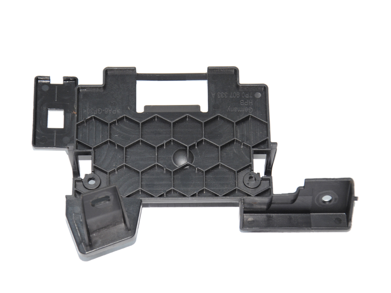 Кронштейн крепления блока Gateway VOLKSWAGEN TOUAREG 10-18 (ФОЛЬКСВАГЕН ТАУРЕГ) (7P0907333A)