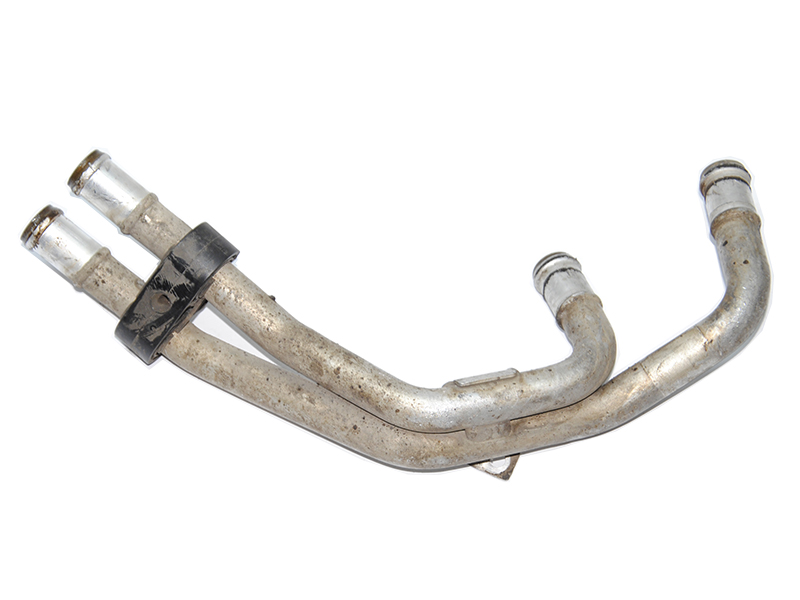 Патрубки печки 3.0TDI алюмінієвий VOLKSWAGEN TOUAREG 10-18 (ФОЛЬКСВАГЕН ТАУРЕГ) (7L0815802A)